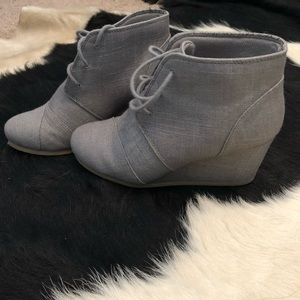 Maurice’s Wedge Booties